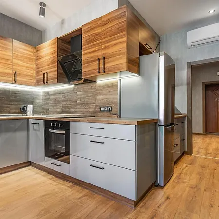 Sea Symphony Wood Style