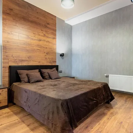 Sea Symphony Wood Style Odessa