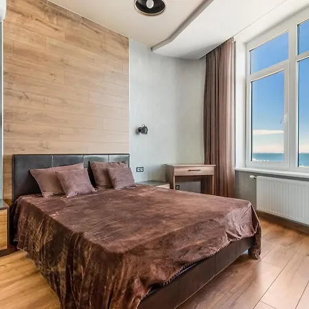 Apartment Sea Symphony Wood Style