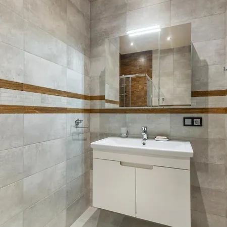 Апартаменты Sea Symphony Wood Style