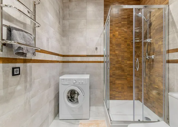 Sea Symphony Wood Style * אודסה